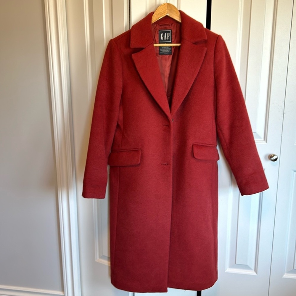 GAP recycled wool blend coat sz M